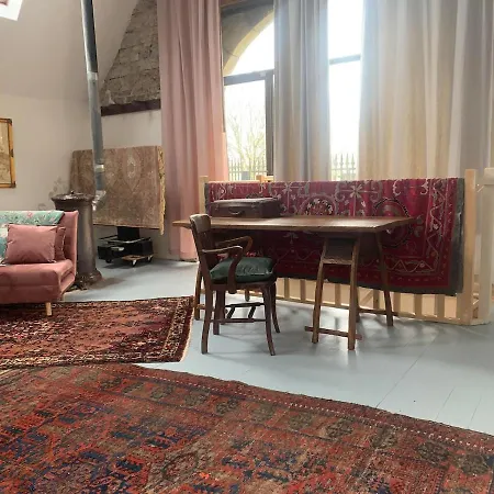 Nyaraló Artist Foissac